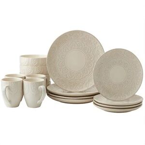 Tabletops Gallery 16pc Brielle Dinnerware Set - Embossed